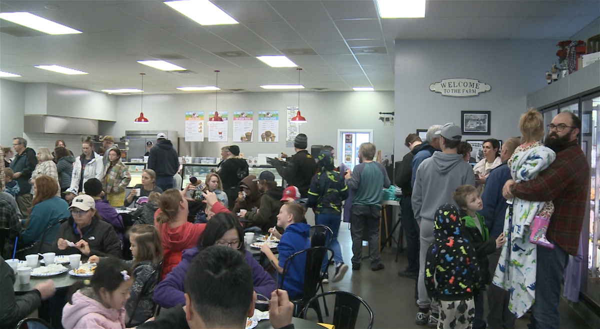 Reed's Dairy invites the public to come and have ice cream for breakfast